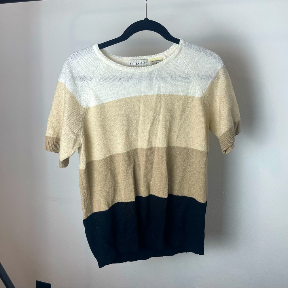 Vintage White Stag Neutral Color 3/4 length sleeves sweater